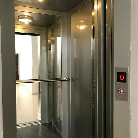 Zoar Apartman Durrës